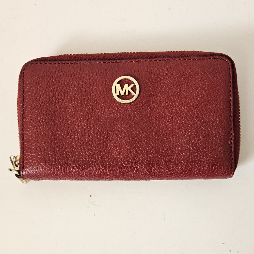 Michael Kors Fulton Continental Wallet Wristlet Merlot Red